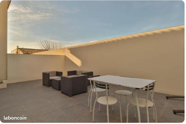 Villa Maison De L'Occitanie Bessan Exterior foto